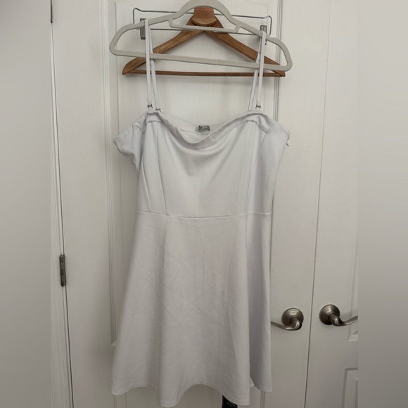 Hollister Dresses & Skirts - Free w/Purchase NWT Hollister White Mini Athletic Dress- long- XXL